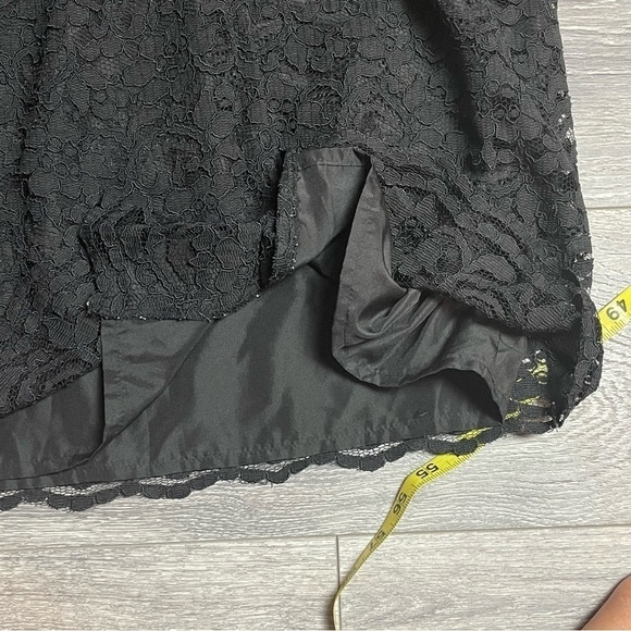 David’s Bridal Short Strapless All Over Lace Dress 0132 - Picture 10 of 13